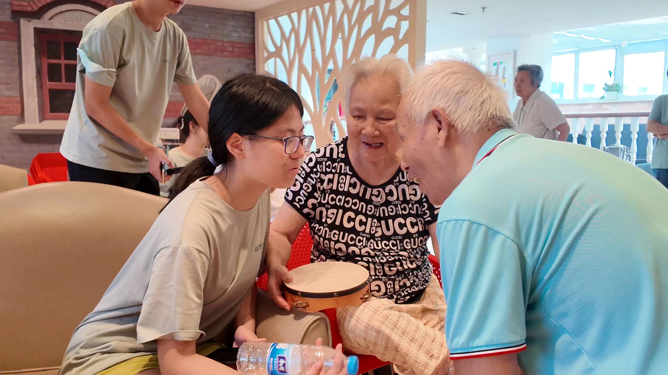 社区交流活动 · 资料图