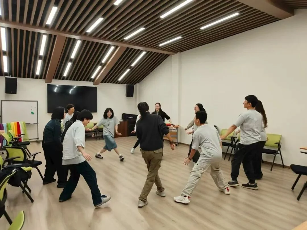 森林与自然重启感官，戏剧让热爱被看见｜2026 T.School艺术和心理学夏校·南京国庆营纪实 · 活动照片