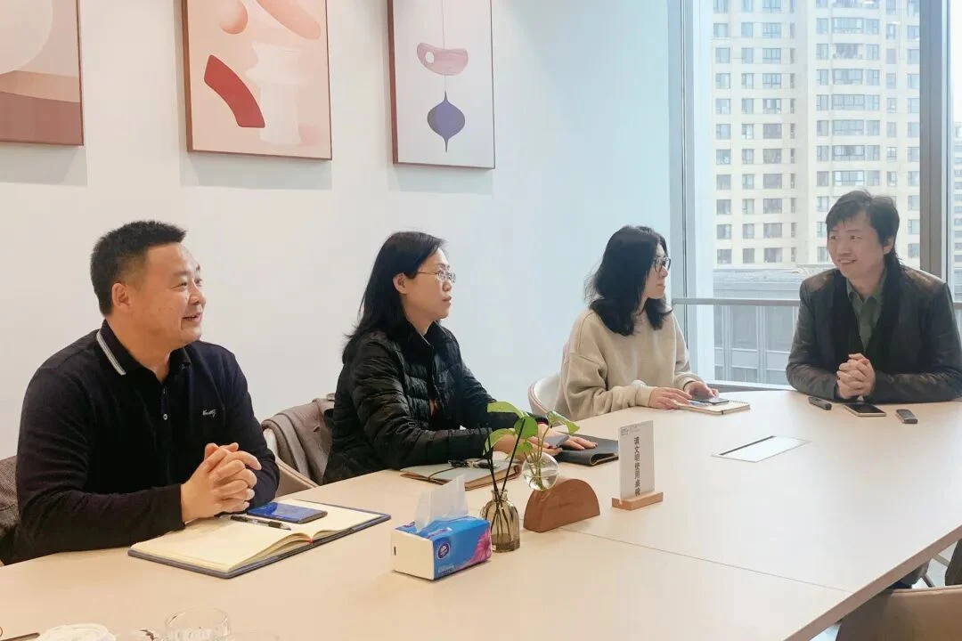 上海市委统战部知工处领导调研华东人才科学研究院