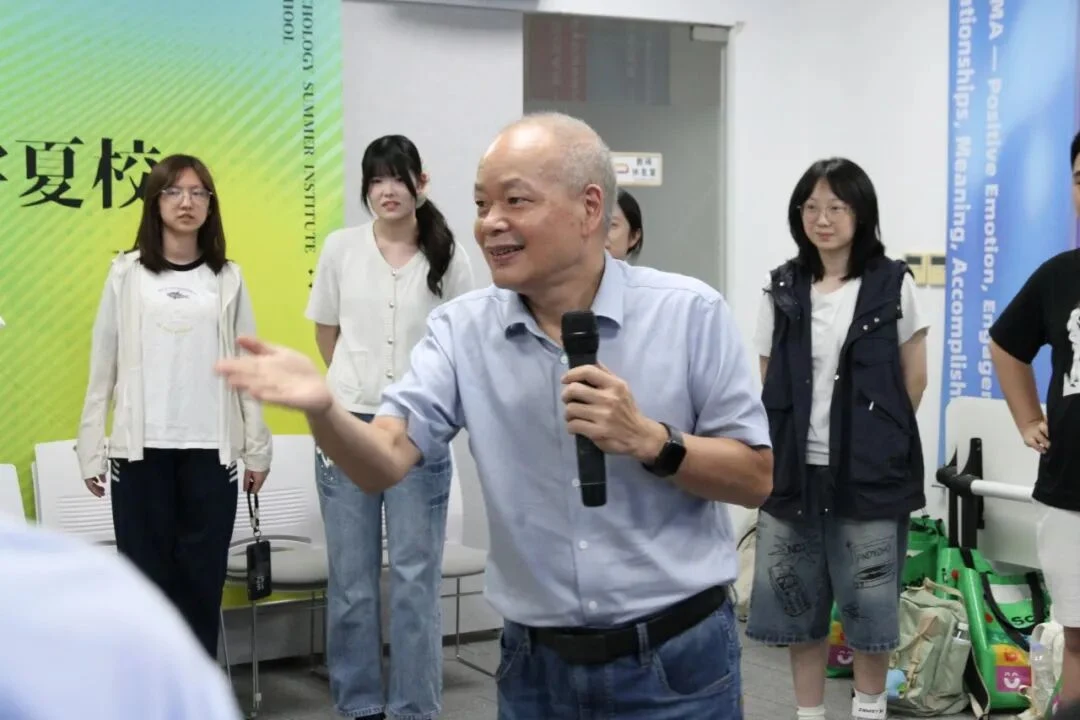 视错觉、催眠、从众陷阱！这个夏校藏着多少颠覆认知的实验｜T.School第七期心理学夏校开营纪实 · 活动照片